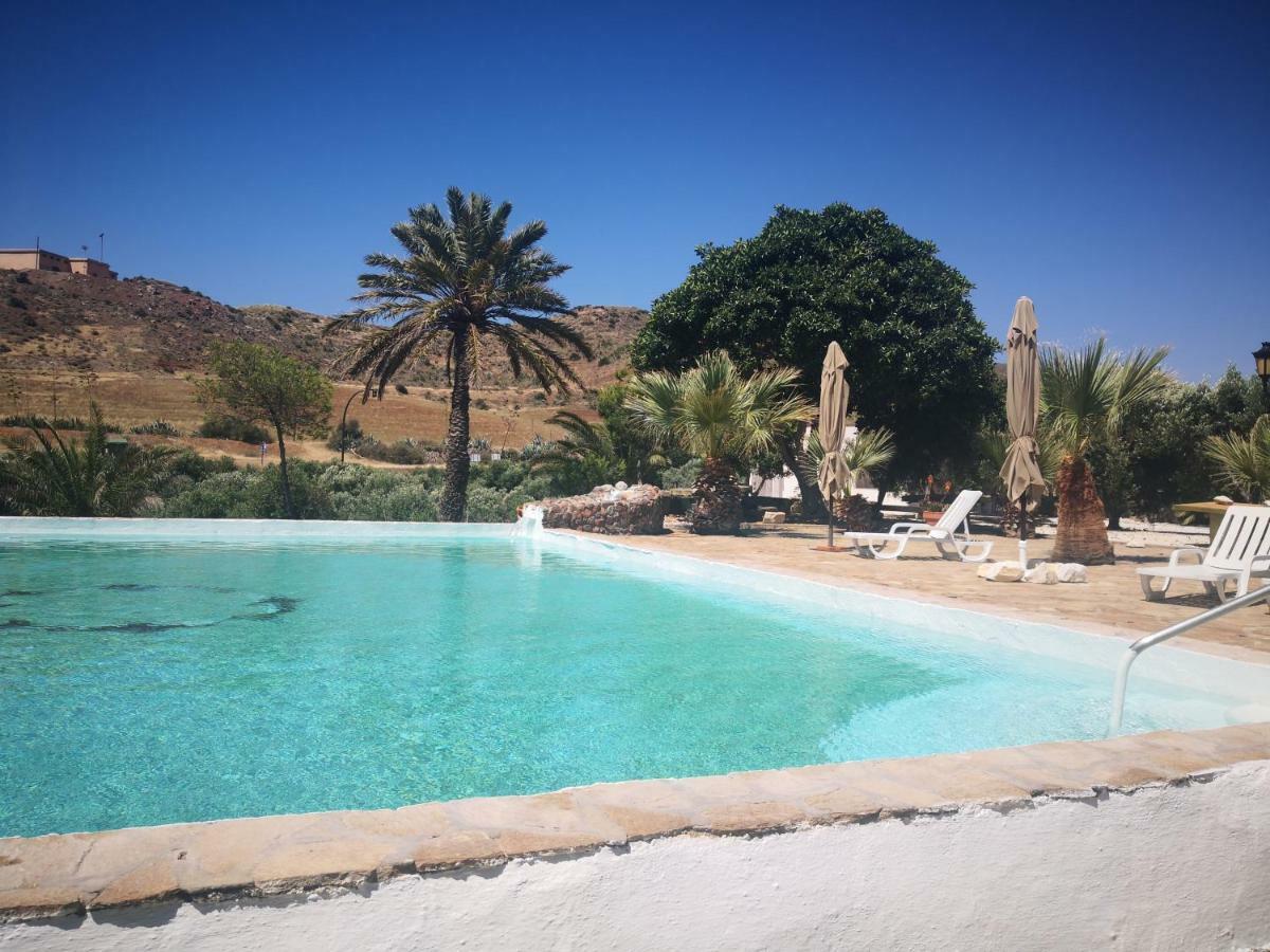 אל פוזו דה לוס פריילס Casas Rurales Cortijo Torreblanca Parque Cabo De Gata מראה חיצוני תמונה